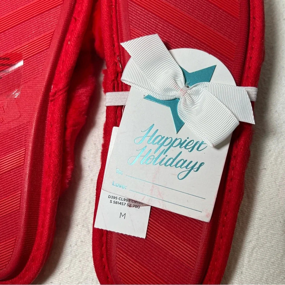 LOFT Slippers Size M 7/8 Fuzzy Faux Fur Slip On Shoes in Tango Red - Picture 4 of 5